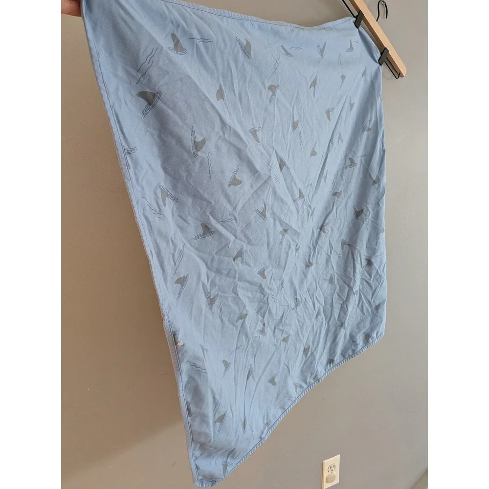 Norwex Beach Hooded Towel Blue‎ Shark Print Pool or Bath Quick Dry